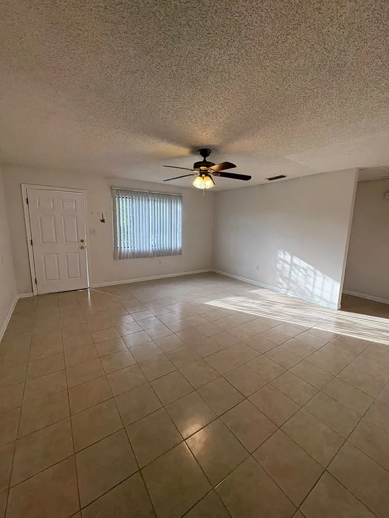 2 bed, 850 sqft, $1,500 — Photo 3