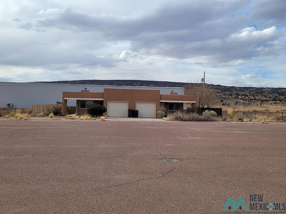 2nd image of 1818 Lobo Canyon Rd
