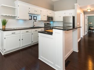 6630 Falstaff Rd, Woodbury, MN 55125