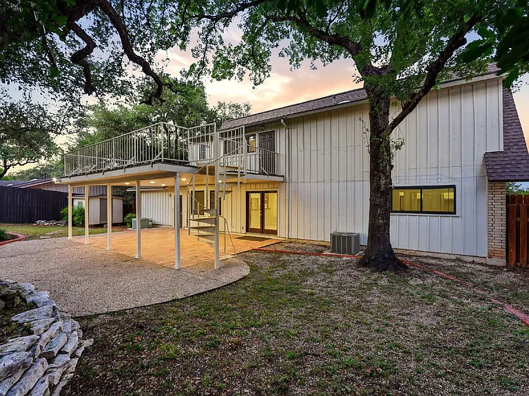 8607 Norwich Dr — Photo 40