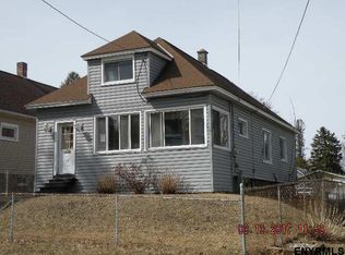 18 Winter St, Troy, NY 12180