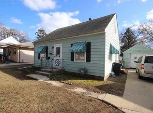 1924 Midway Dr, Rockford, IL 61103