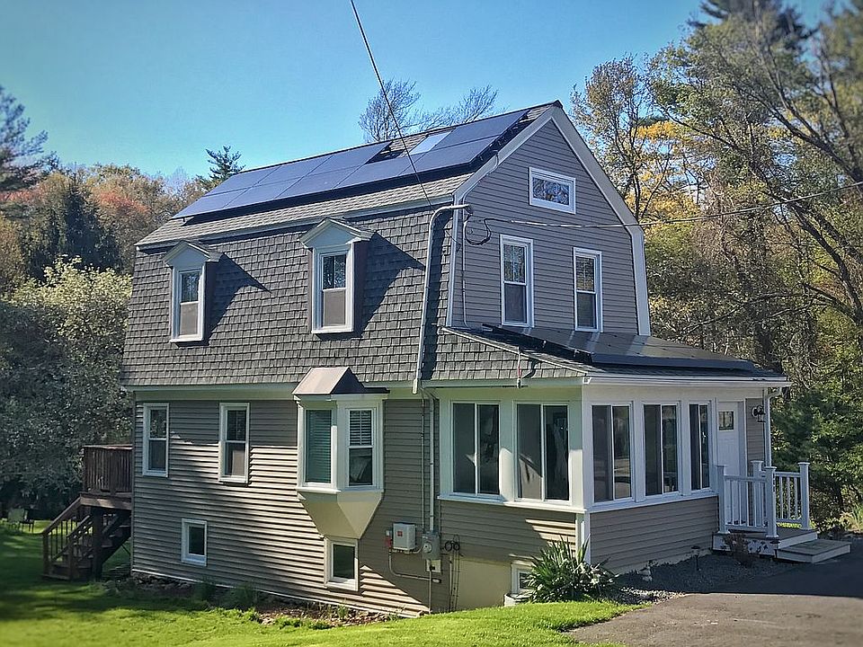 1st image of 640 Essex St