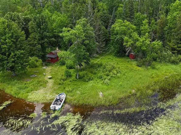40 Crane Lake Rd, Crane Lake, MN 55725