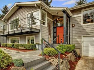 17323 NE 24th St, Redmond, WA 98052
