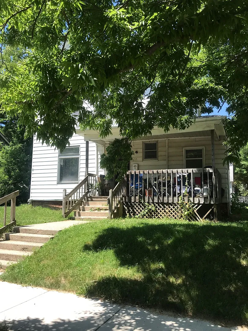 100 W. Stadium St — Photo 1