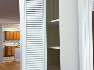 1441 W Howard St, Chicago, IL 60626