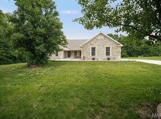 31 Butcher Creek Dr, Moscow Mills, MO 63362