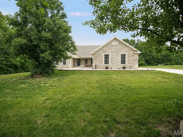 31 Butcher Creek Dr, Moscow Mills, MO 63362