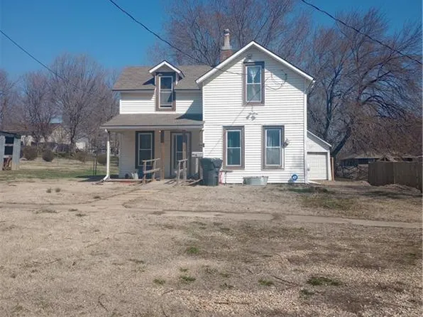 312 W Seward Ave, Burlingame, KS 66413