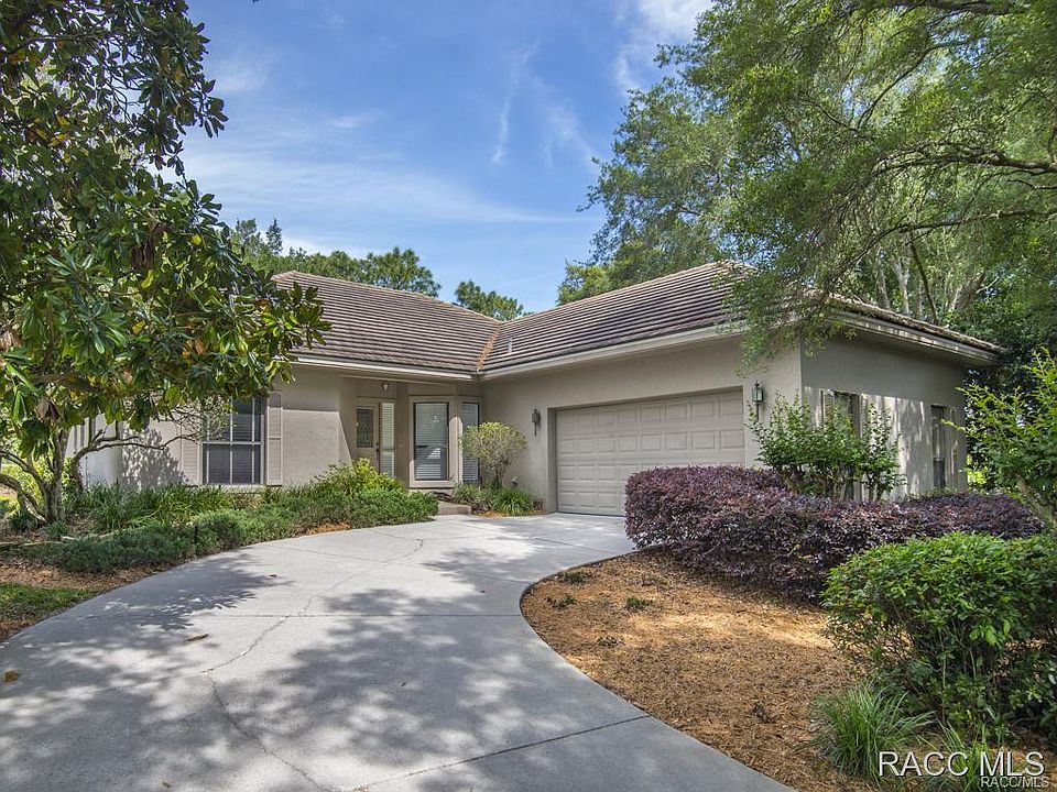 1st image of 3185 W Bermuda Dunes Dr
