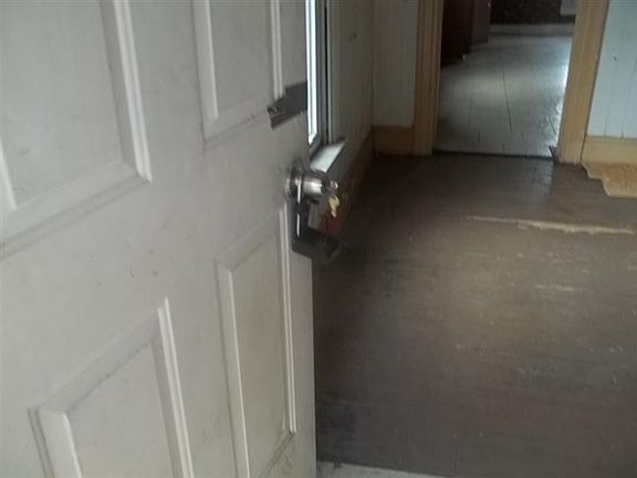 2nd image of 313 Gramont Ave