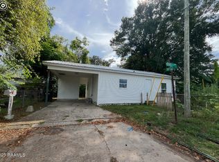 1136 Tupelo St, New Iberia, LA 70560
