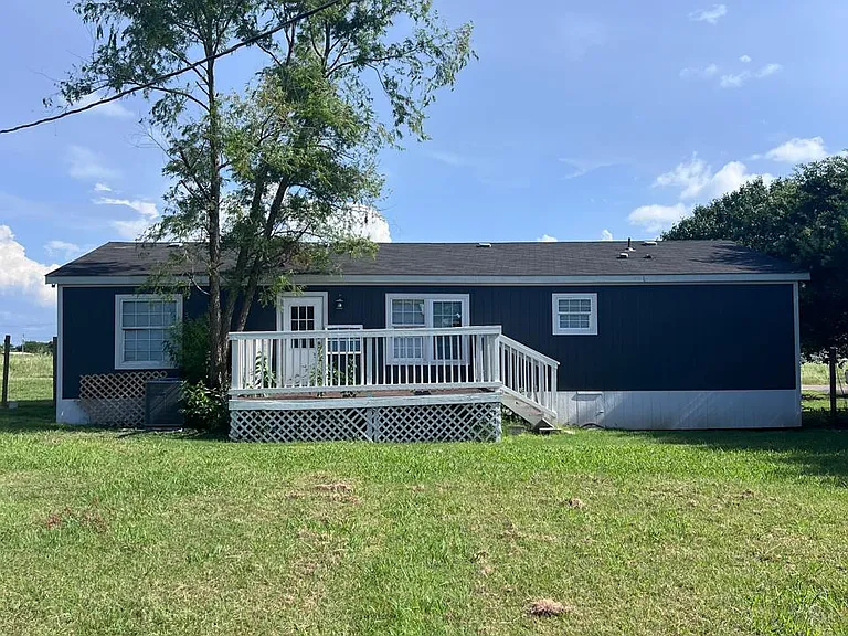 905 Edgar Ct — Photo 29