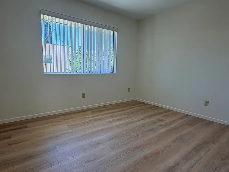 214 S West St #1 — Photo 12