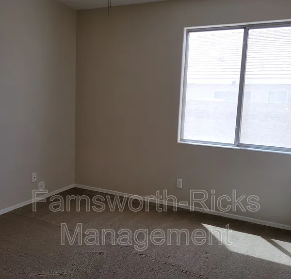 1270 W Flintlock Way — Photo 15