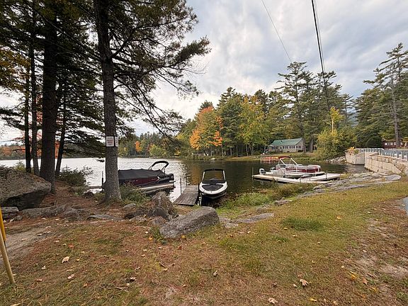 3rd image of 4 Ski Sand Lane