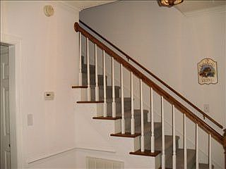 2nd image of 218 Hardingwood Dr