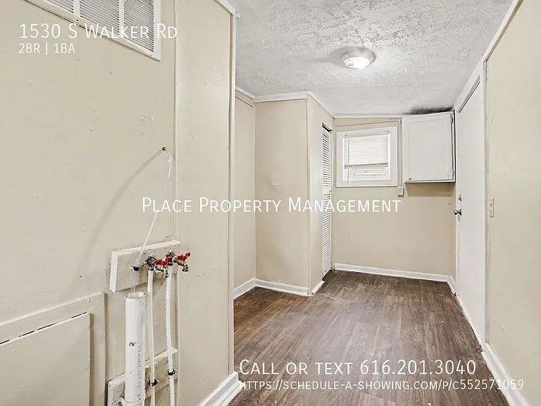 1530 S Walker Rd — Photo 12