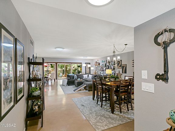 4th image of 8415 N Calle Tioga