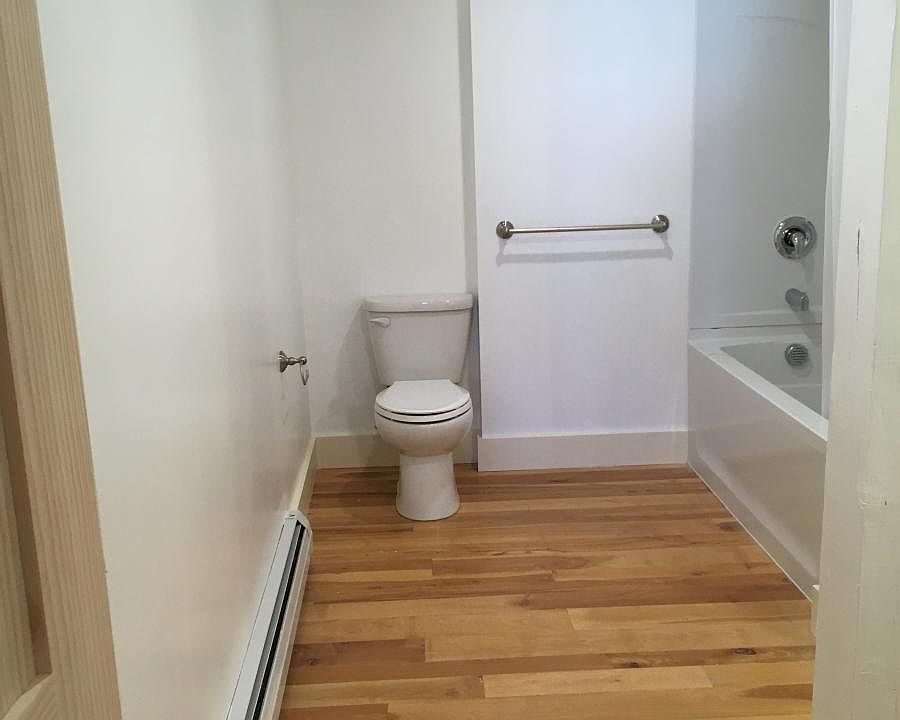 Full Bath