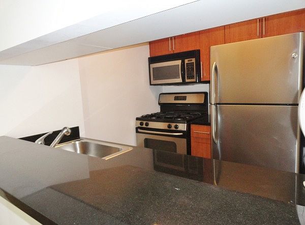 2nd image of 100 Maiden Ln APT 1012
