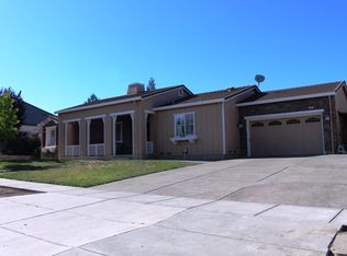 1621 Reiman Ln, Windsor, CA 95492