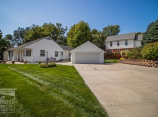 210 N Linn St, Glenwood, IA 51534