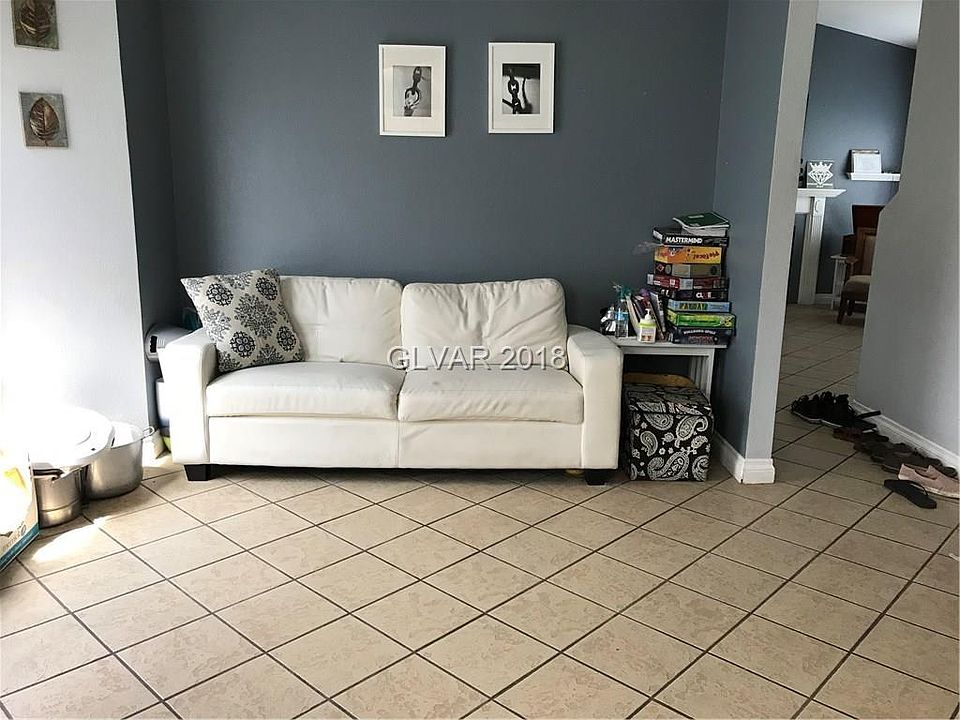 2nd image of 3515 Farina Dr