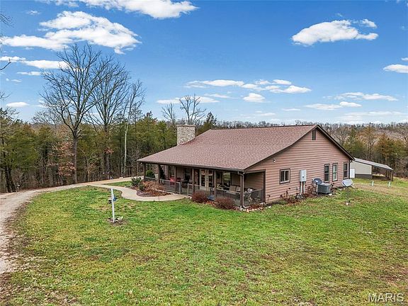 5th image of 11540 Harrison Lake Rd