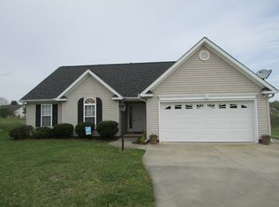 830 Eli Moore Ct, High Point, NC 27265