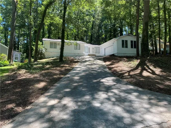 4853 Woodhurst Way, Stone Mountain, GA 30088