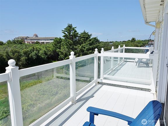 5th image of 855 Ocean Shores Boulevard NW #203