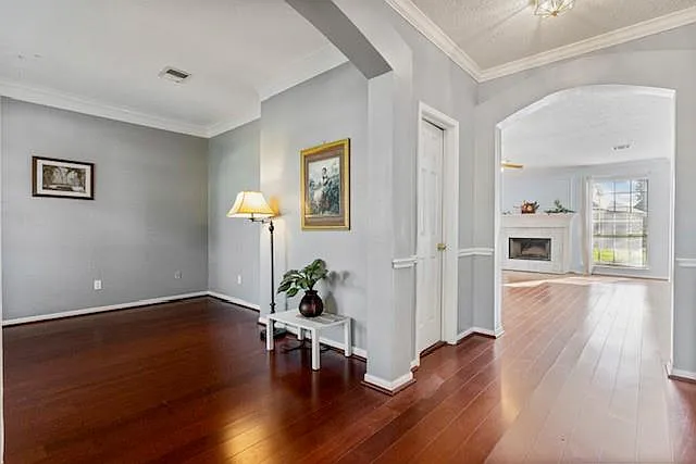 6419 Sutter Park Ln — Photo 4