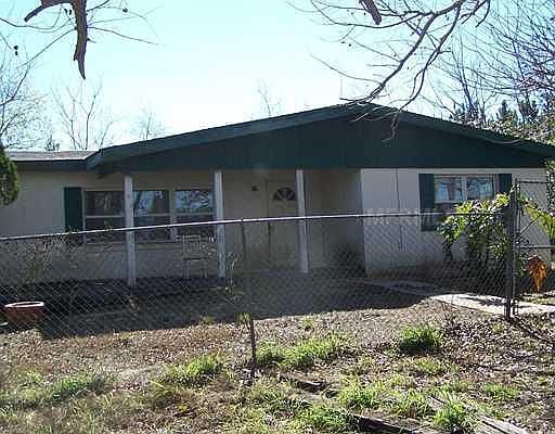 1st image of 2601 E Magnolia Ave