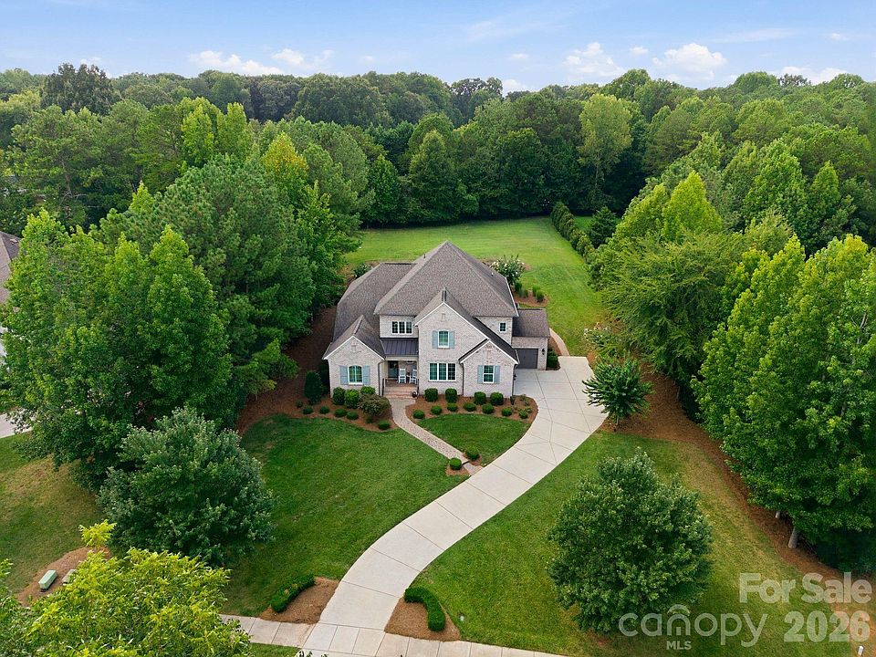 1st image of 13528 Castleford Dr