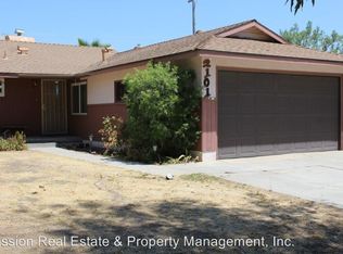 2101 Tangerine St, Bakersfield, CA 93306