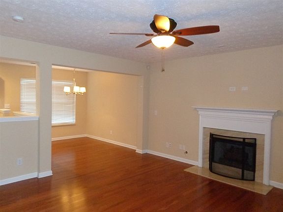2nd image of 5513 Escalade Dr