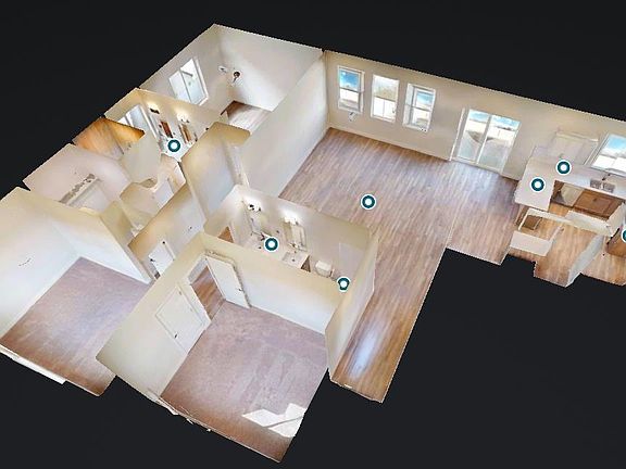 4th image of 2452 Revere Rd
