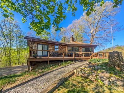 572 Pleasant Valley Rd, Burnsville, NC, 28714