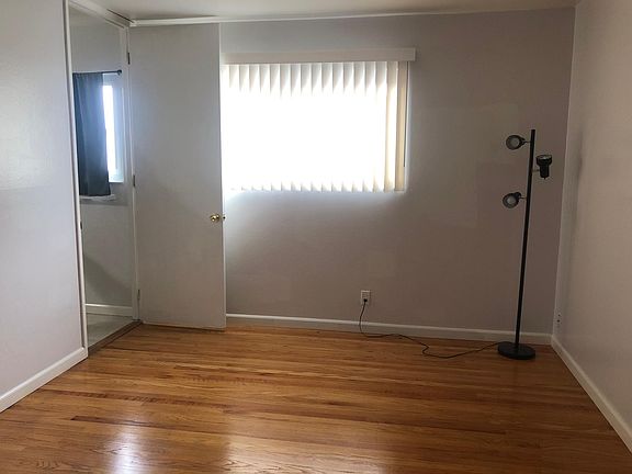 5th image of 6089 Tourraine Dr