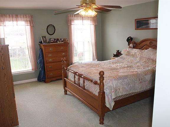 3rd image of 6292 Murphy Dr