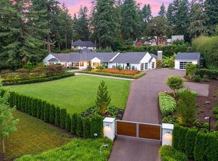 393 SW Edgecliff Rd, Portland, OR 97219