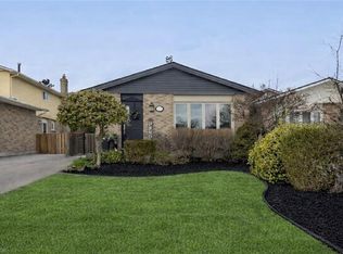72 Athenia Dr, Hamilton, ON L8J 1S8