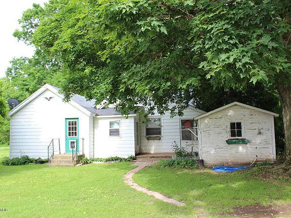 2nd image of 87 44th St #1