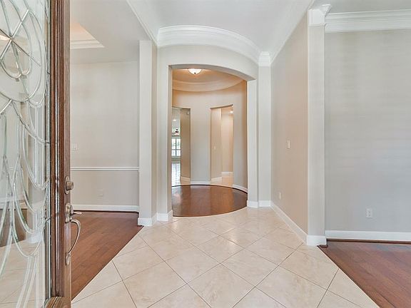 3rd image of 9306 Brady Branch Ln