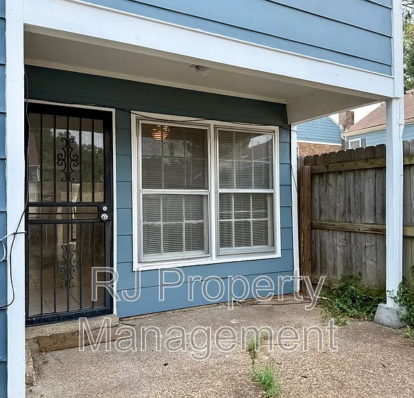3400 Lord Dunmore Cv — Photo 3