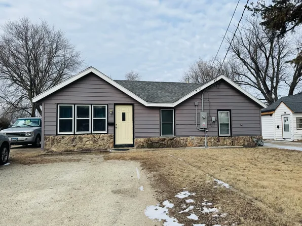 1939 1st St SW, Rochester, MN 55902