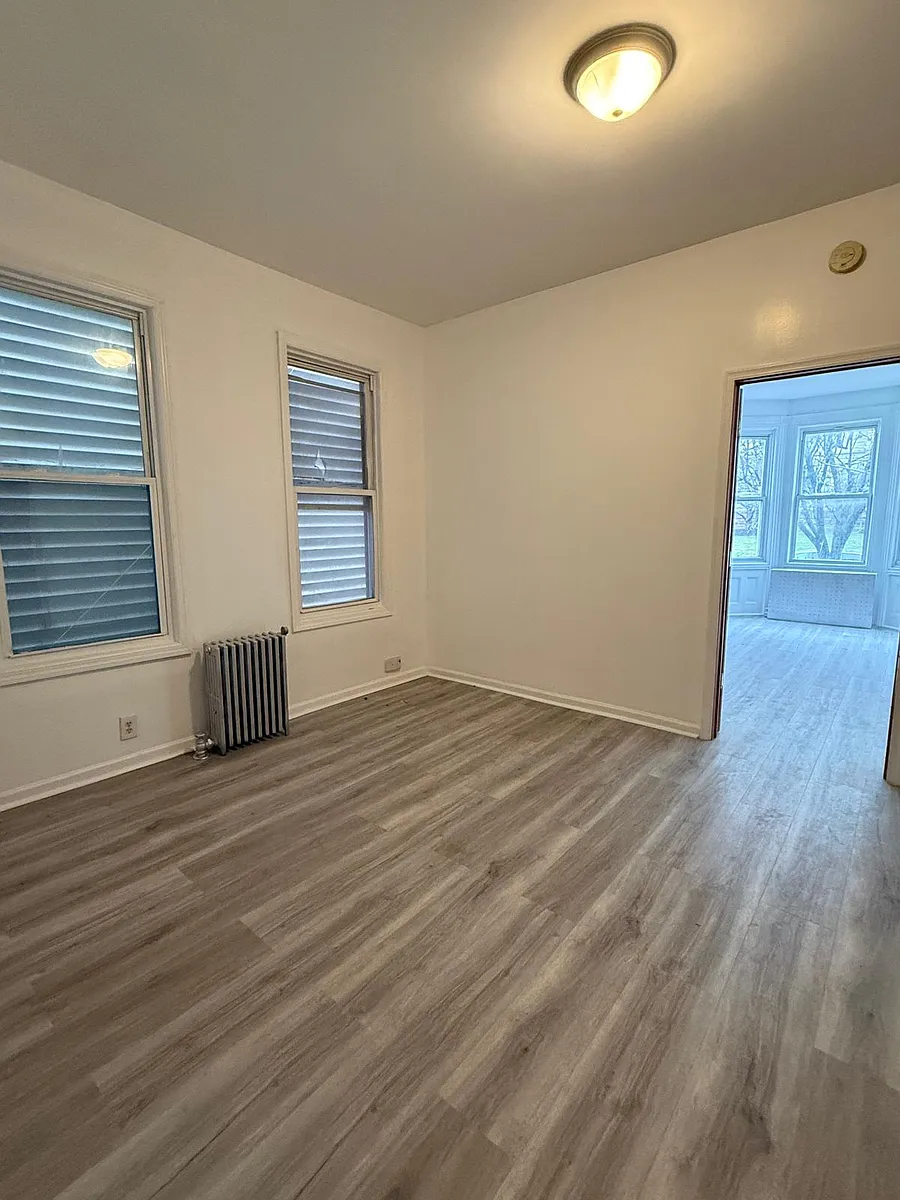 Building Photo - 139 Clifton Ave #1