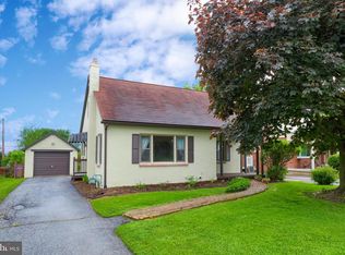 386 Edgehill Rd, York, PA 17403